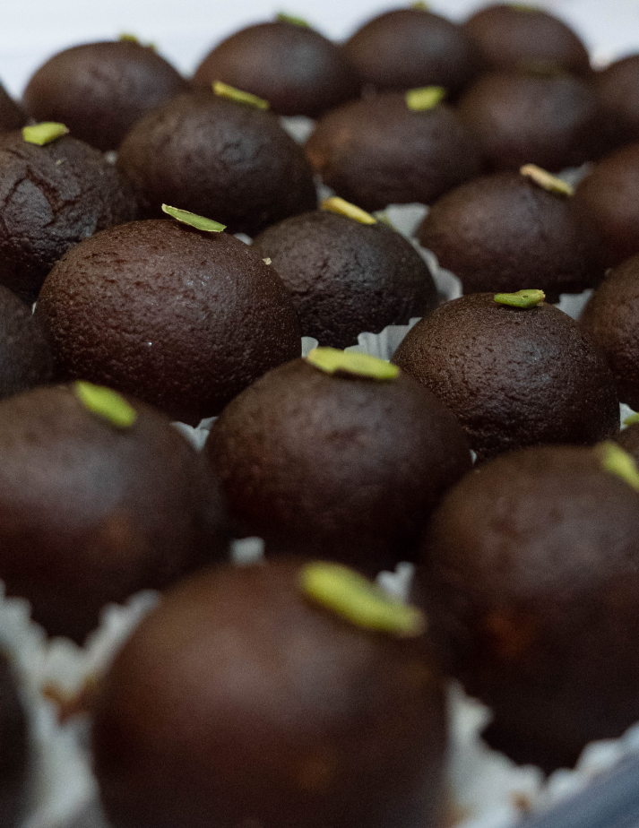 KALLA GULAB JAMUN