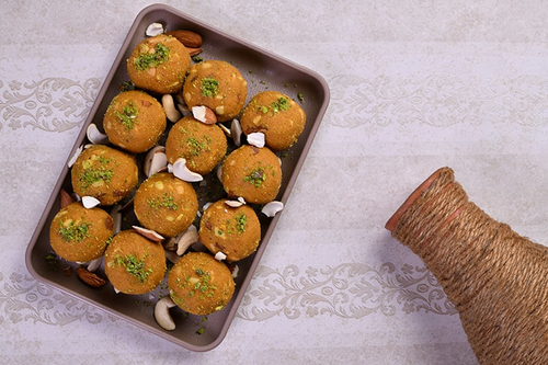 DRY FRUIT BESAN LADOO